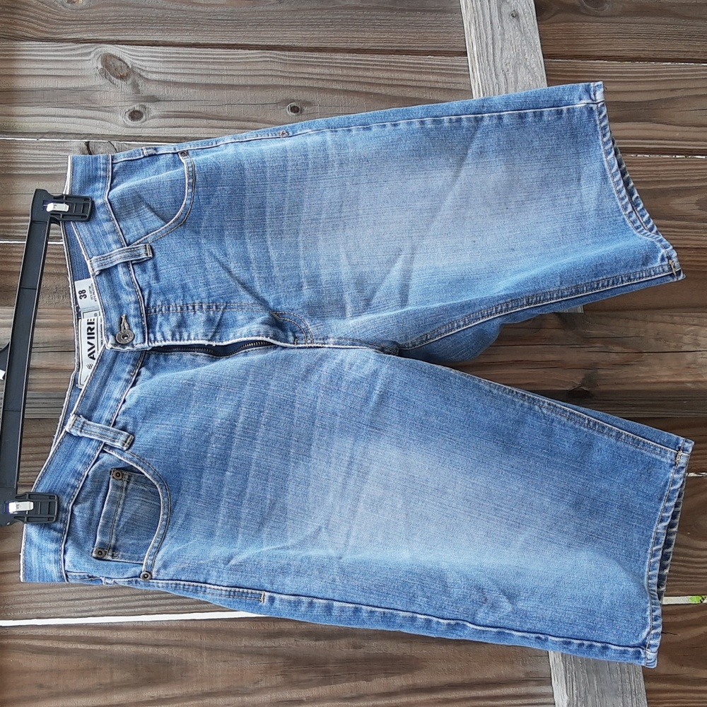 Avirex Men's jean shorts, size 38.